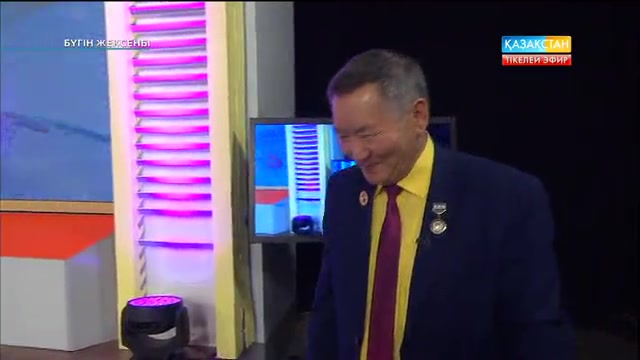 2000-нан астам ою-өрнектің авторы Шөптібай Байділдин «Бүгін жексенбіде» қонақта