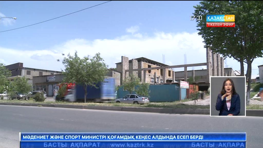 Шымкент қаласында құрылыс талаптарын елеместен, ешбір құжатсыз салынған ғимараттар бұзылып жатыр