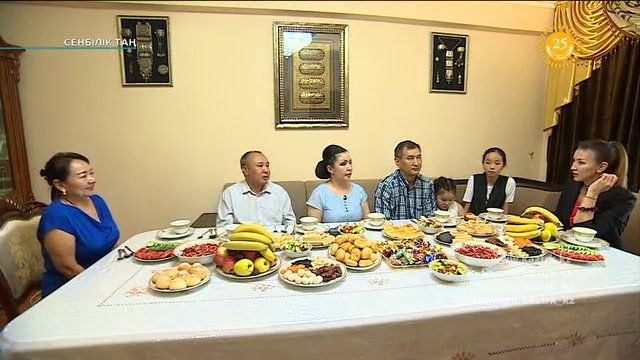 Өнертанушы, коллекционер, ҚР Мәдениет қайраткері Бахаргүл Төлегенқызының отбасымен сұхбат