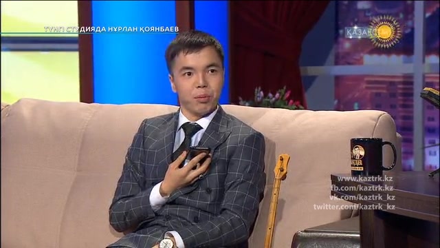 Сырым Әуезхан - айтыскер ақын. Түнгі студияда Нұрлан Қоянбаев