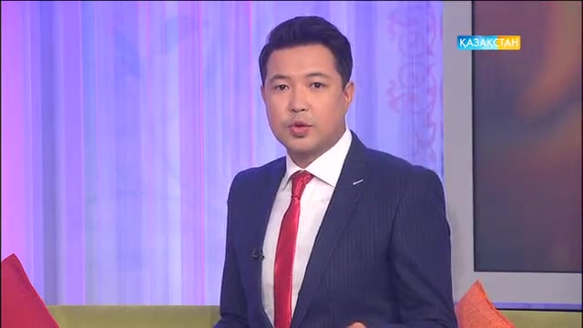 Қырғыз Республикасының суретшісі Бұзұрманқұл Мырзалиев «Таңшолпан» студиясында қонақта