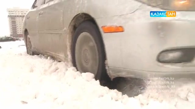 20:00-дегі жаңалықтарында: Елорда түні бойы жауған қалың қардан әбігерге түсті