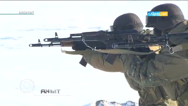 Ақсауыт. Ел тəуелсіздігінің құрдастары қарулы күштер қатарында қандай биіктерді бағындырды?