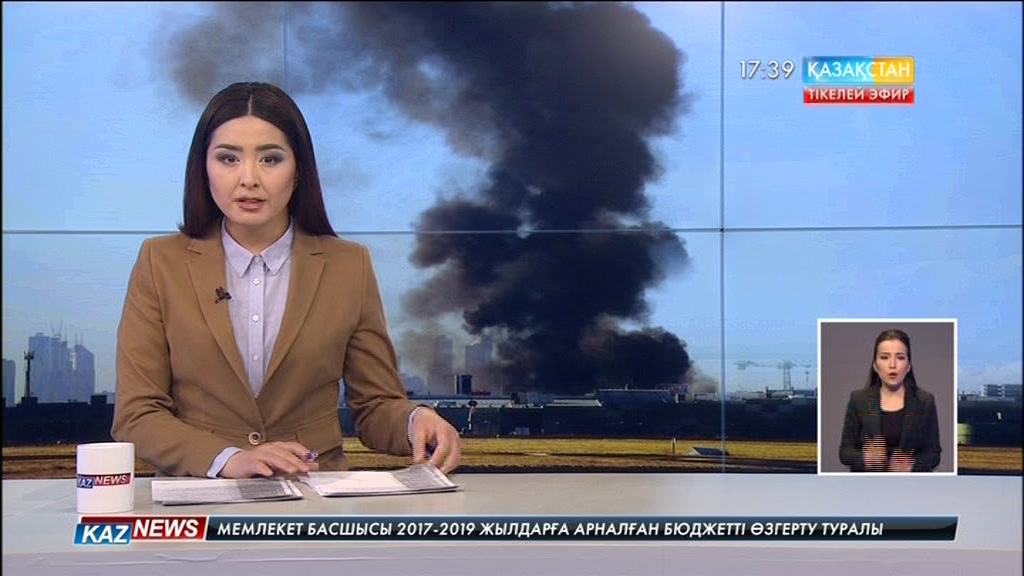 Мельбурн қаласында жеке ұшақ сауда орталығына құлады